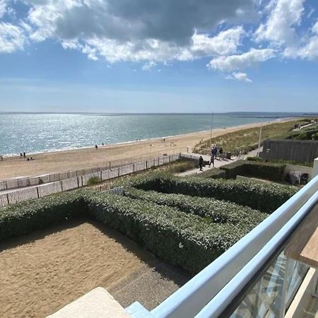 Sur La Plage De Bonne Source Les Pieds Dans L'Eau ปอร์นิเชต์ ภายนอก รูปภาพ